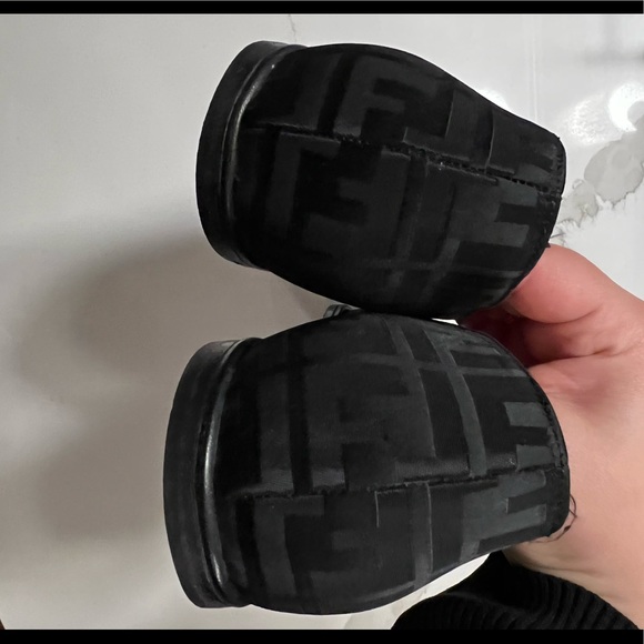 Vintage Fendi flats size 37.5 - Picture 4 of 7